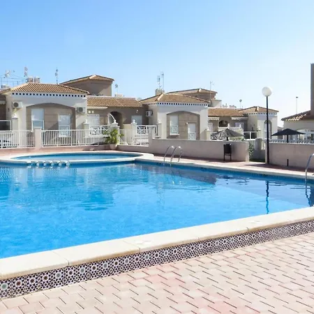 Cozy In With Wifi * Torrevieja